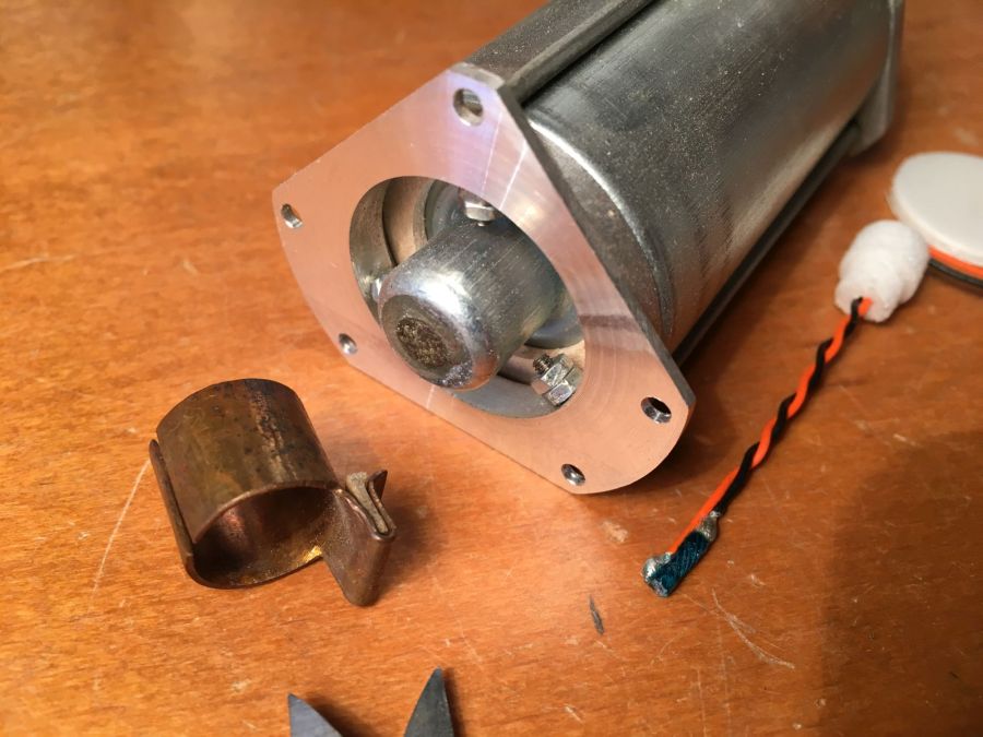 Tepelný zpožďovač výmetu :: Modely-raket